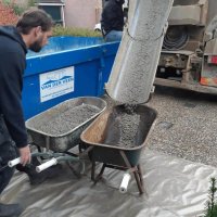 Nieuwe betonvloer en afvoer